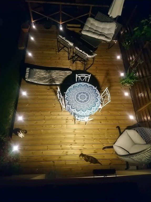 terrasse en bois balisage led de nuit