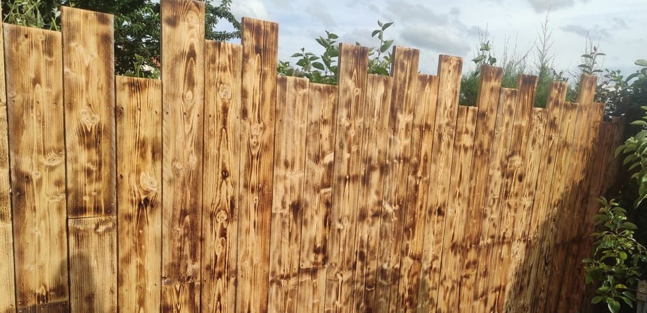 clôture bois debout bandeau